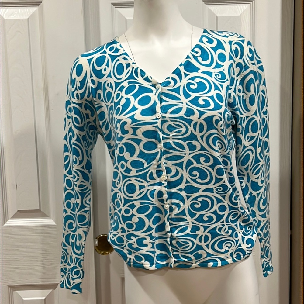 Pierre New York cardigan sweater size medium